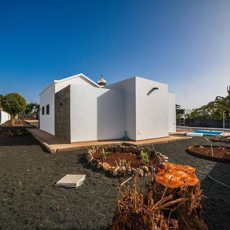 Villa Agradable Y Familiar Con Piscina Casa Inima Playa Blanca  Exterior foto
