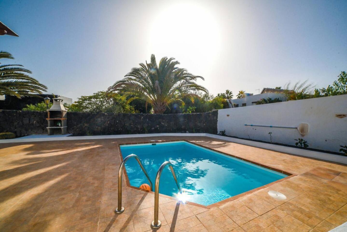 Villa Agradable Y Familiar Con Piscina Casa Inima Playa Blanca  Exterior foto