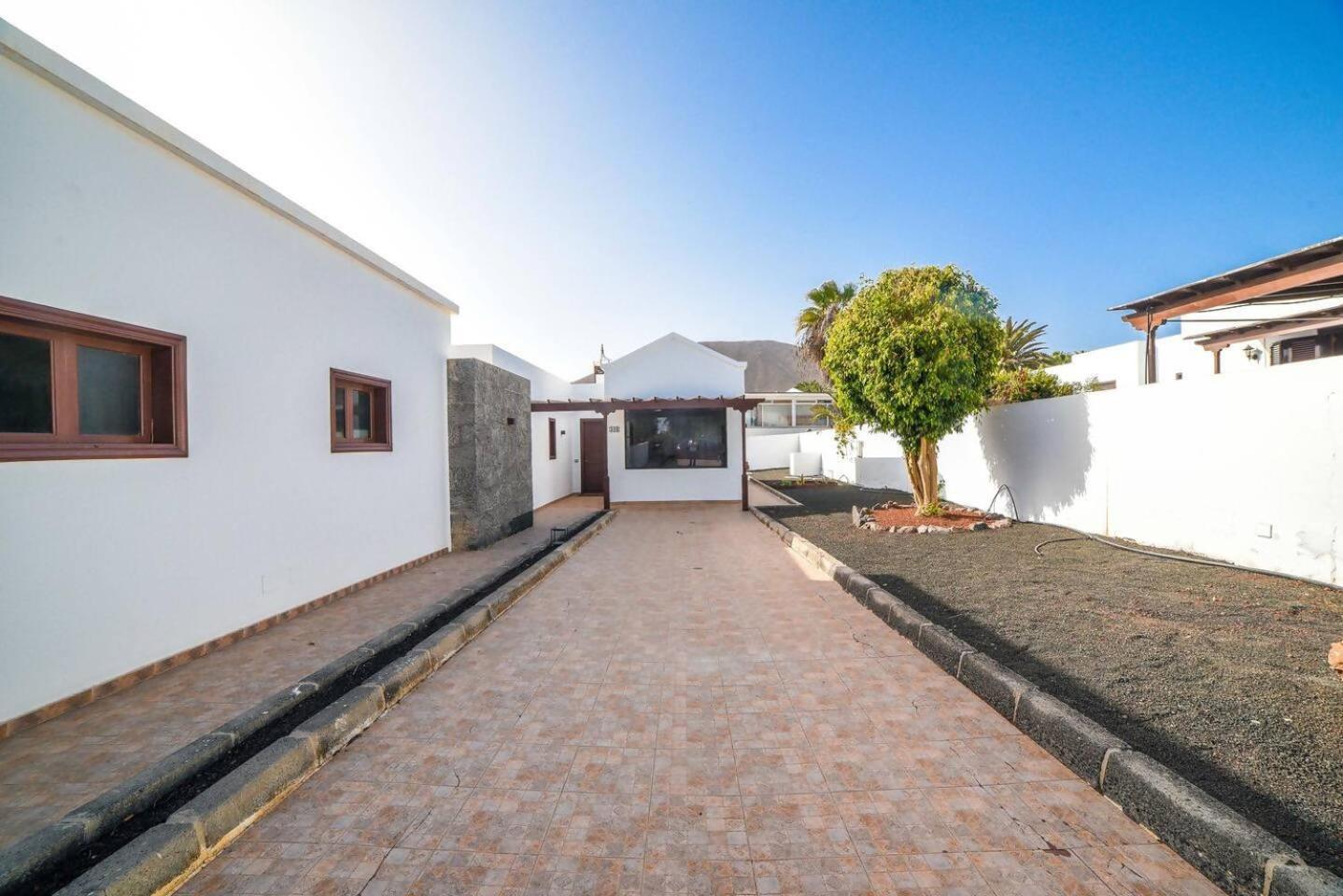 Villa Agradable Y Familiar Con Piscina Casa Inima Playa Blanca  Exterior foto