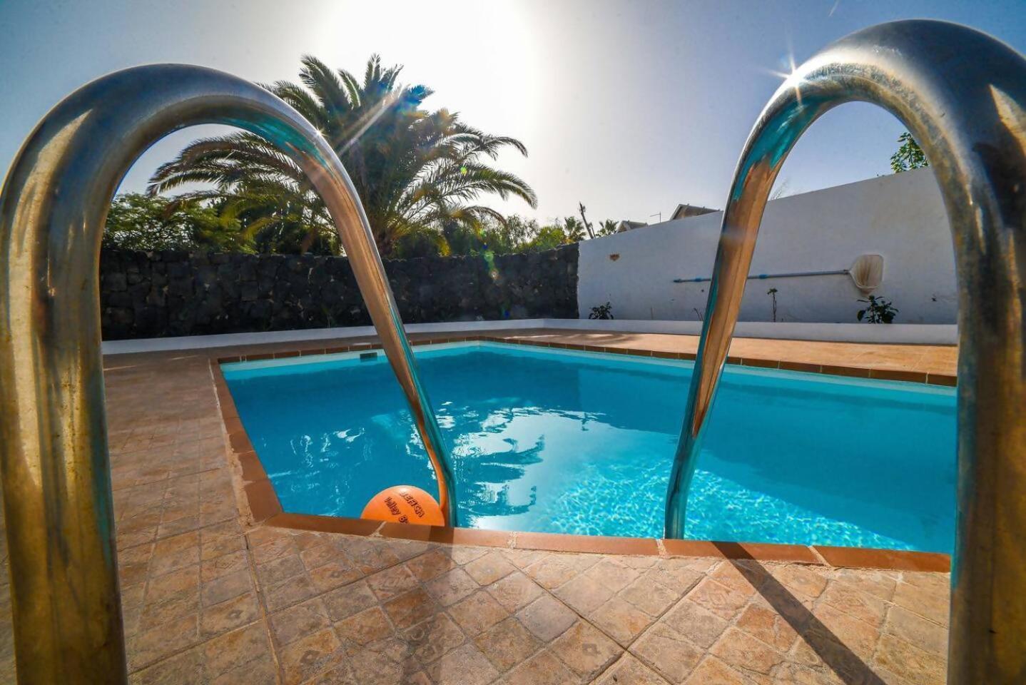 Villa Agradable Y Familiar Con Piscina Casa Inima Playa Blanca  Exterior foto